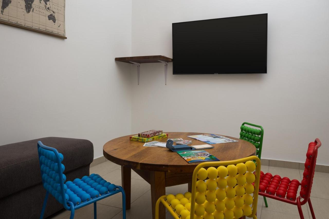 Absolute Beach Villa Оміш Екстер'єр фото