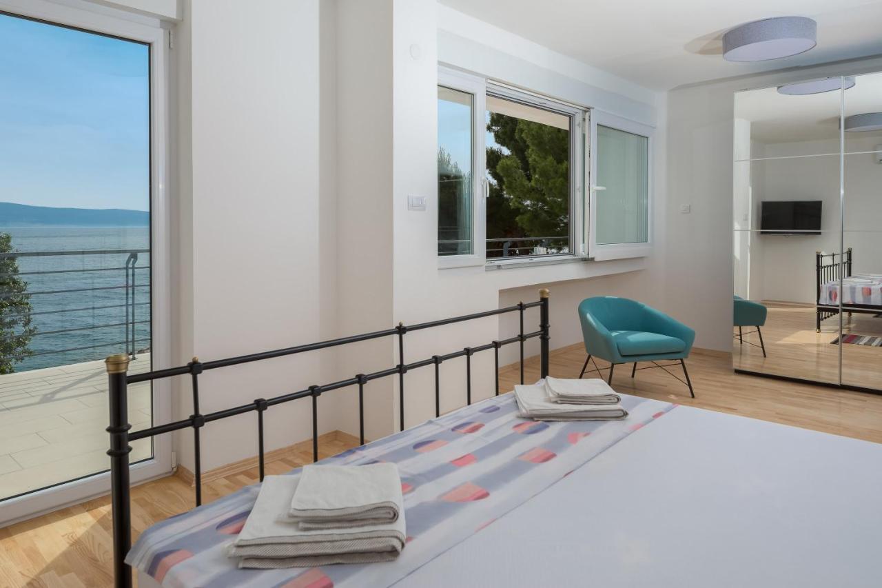 Absolute Beach Villa Оміш Екстер'єр фото